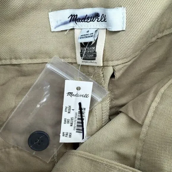 NWT Madewell The Drapey Twill Pleated Short Size 4